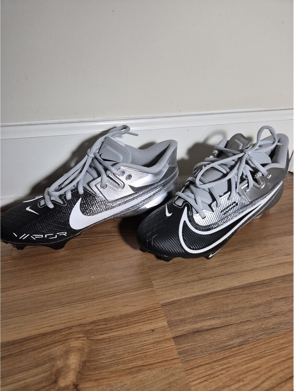 NIKE Vapor Edge Elite 360 2 Football Men's Cleats DA5457-003 Size 8